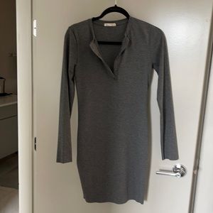 Henley tight dress never worn size M